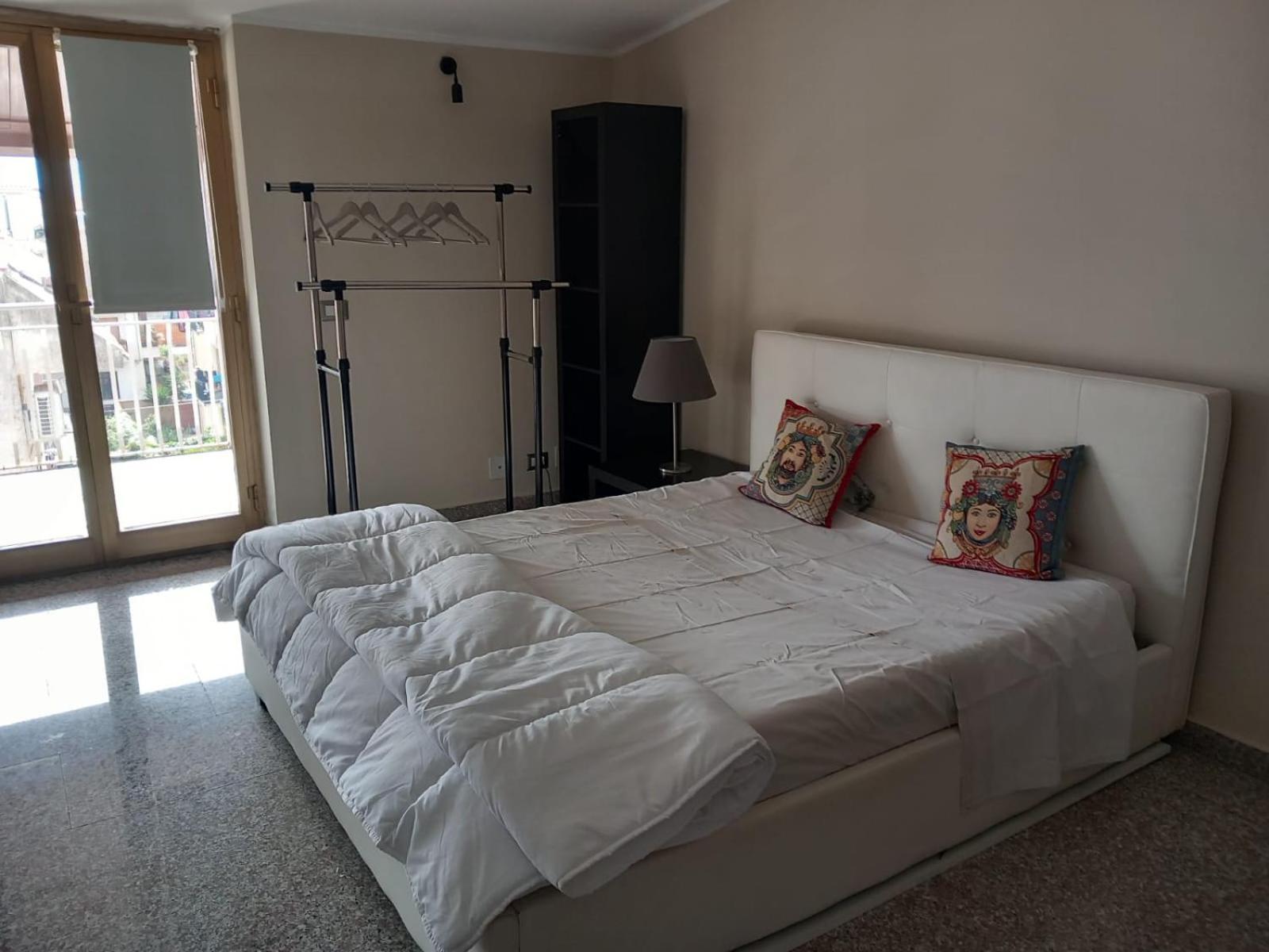 Bluesky Apartment - Third Floor Giardini Naxos Ngoại thất bức ảnh